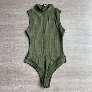 Small Akira Chicago Green Mock Neck Mesh Netted Bodysuit 1162